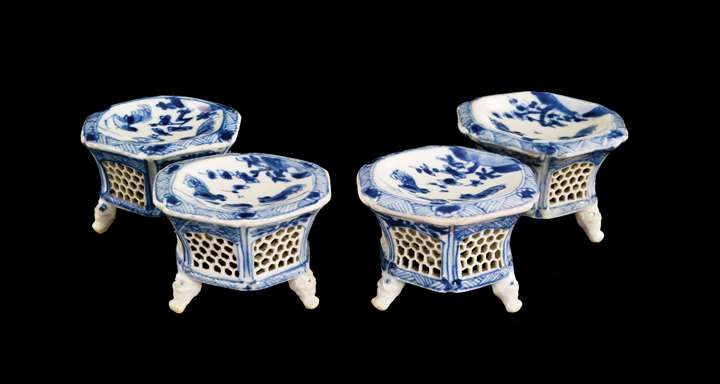 Set of four chinese export porcelain blue and white salts